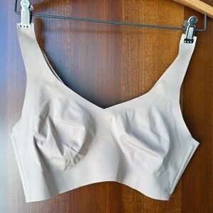 Honeylove V-neck Bra in Sand Size Medium